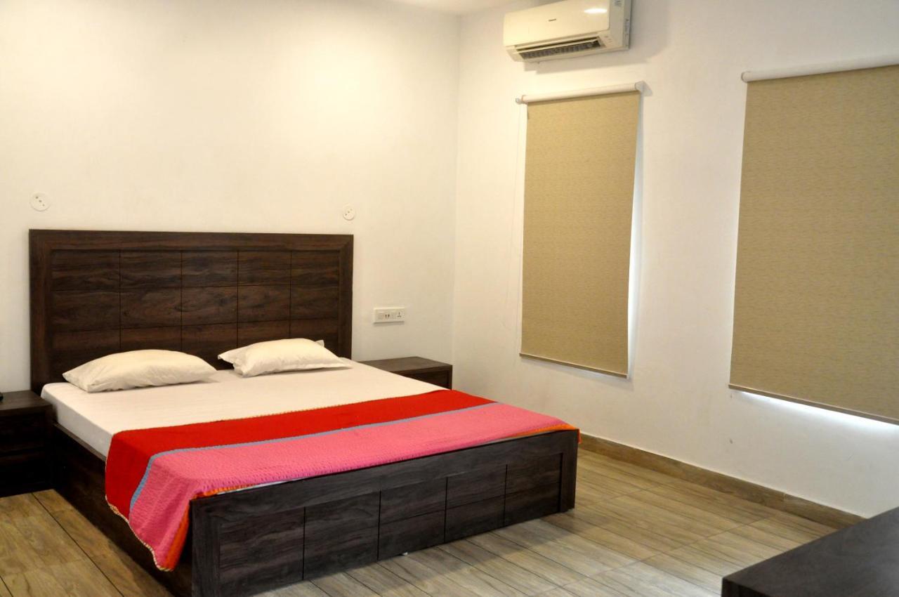 Grand Hotel Amritsar Eksteriør billede